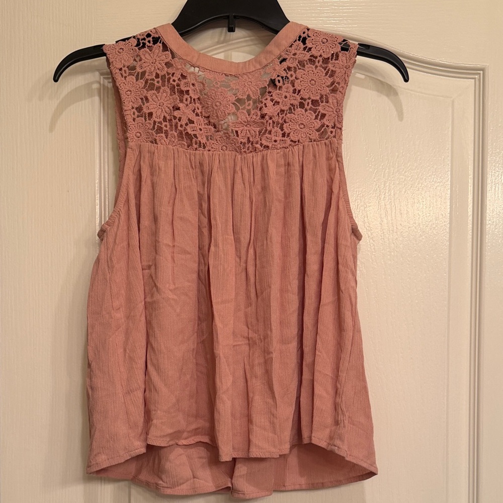 Sleeveless Pink Lace Top